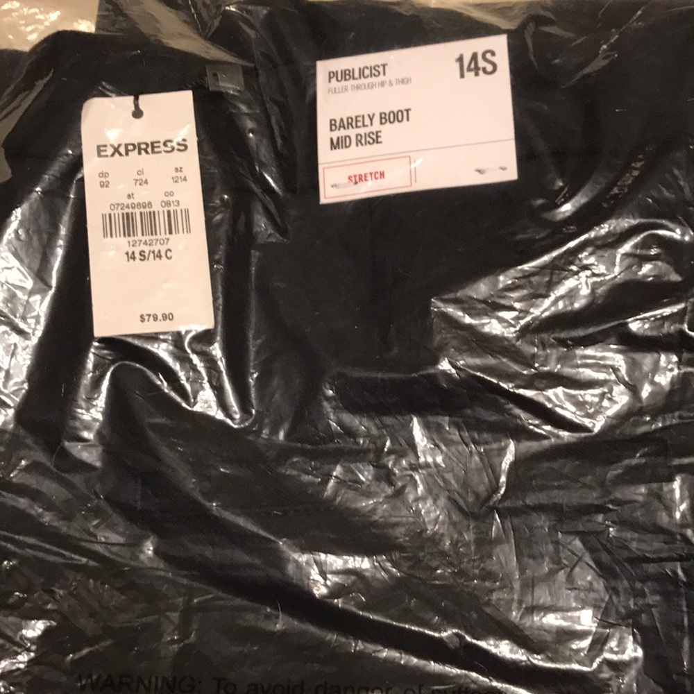 EXPRESS: Publicist Barely Boot Mid Rise - NWT